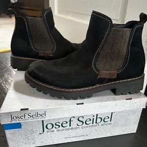 Josef Seibel Marta 03 Black Ankle Boot